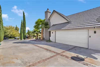 12606 Autumn Leaves Avenue, Victorville, CA 92395 - Photo 21