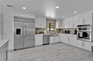 12606 Autumn Leaves Ave, Victorville, CA 92395 - Photo 11