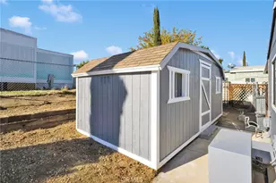 13654 Bel Air Dr, Victorville, CA 92395 - Photo 27