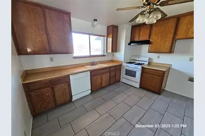 18891 Rocksprings Road, Hesperia, CA 92345 - Photo 11