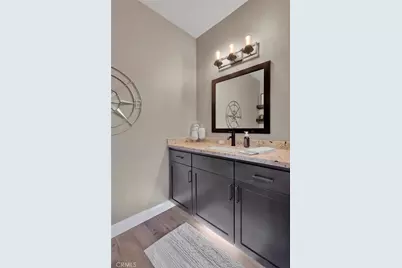 9817 Silver Palm, Oak Hills, CA 92344 - Photo 23