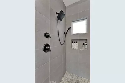 9817 Silver Palm, Oak Hills, CA 92344 - Photo 43