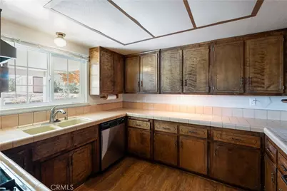 16395 Mission, Hesperia, CA 92345 - Photo 11