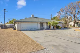 13910 Rincon, Apple Valley, CA 92307 - Photo 3