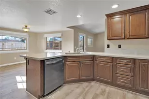 15889 Mojave, Hesperia, CA 92345 - Photo 19