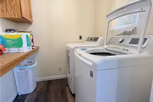 16773 Manning, Victorville, CA 92394 - Photo 9