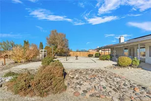 13780 Havasu, Apple Valley, CA 92307 - Photo 45