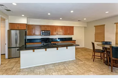12380 Domingo, Victorville, CA 92392 - Photo 17