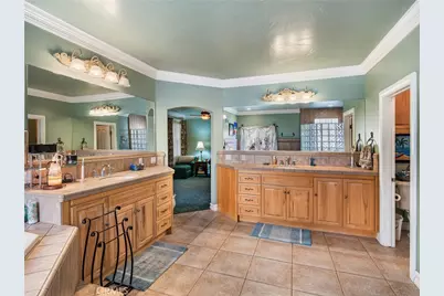 7139 Foley Road, Oak Hills, CA 92344 - Photo 49