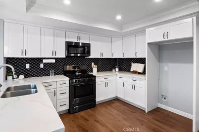 13455 Ivanpah Road, Apple Valley, CA 92308 - Photo 15