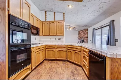 14076 Wawona Road, Apple Valley, CA 92307 - Photo 15