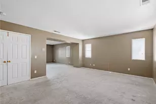 13802 Goldfinch Ct, Victorville, CA 92394 - Photo 33