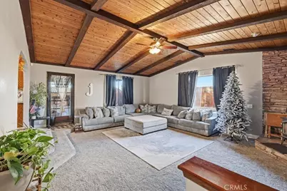 18126 Fairburn, Hesperia, CA 92345 - Photo 5