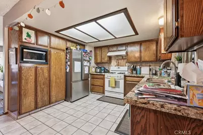 18126 Fairburn, Hesperia, CA 92345 - Photo 13