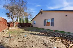 18126 Fairburn, Hesperia, CA 92345 - Photo 35