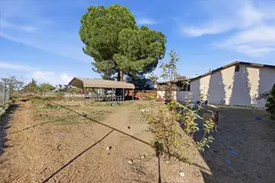 18126 Fairburn, Hesperia, CA 92345 - Photo 35