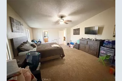 13525 Monte Vista Street, Phelan, CA 92371 - Photo 9