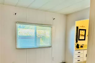 13393 Mariposa Rd, Victorville, CA 92395 - Photo 9