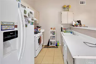 14753 Kimberly St, Adelanto, CA 92301 - Photo 9