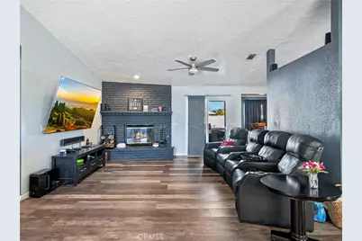 13826 Wawona, Apple Valley, CA 92307 - Photo 11