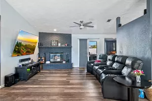 13826 Wawona, Apple Valley, CA 92307 - Photo 11