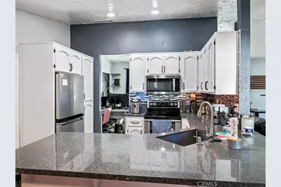 13826 Wawona, Apple Valley, CA 92307 - Photo 7