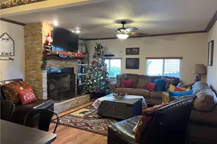 39307 Lark Rd, Big Bear Lake, CA 92315 - Photo 25