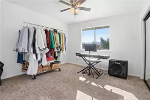 20592 Mockingbird Ave, Apple Valley, CA 92308 - Photo 33