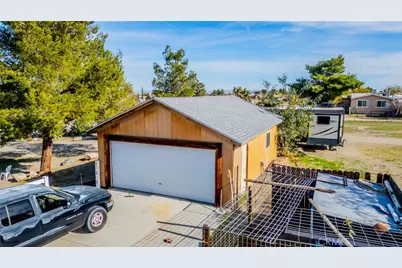 4637 Luna Road, Phelan, CA 92371 - Photo 41