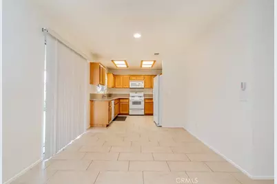 13686 Sylvan Oaks Road, Victorville, CA 92392 - Photo 5