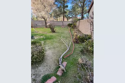 19645 Rolling Green Drive, Apple Valley, CA 92308 - Photo 33