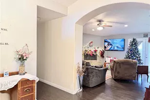 7915 Outpost Rd, Oak Hills, CA 92344 - Photo 9