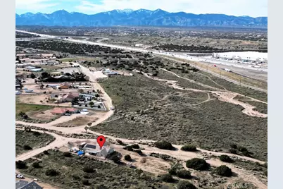 7915 Outpost Road, Oak Hills, CA 92344 - Photo 45