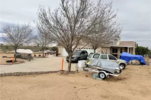 7915 Outpost Rd, Oak Hills, CA 92344 - Photo 51