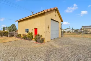 15888 Saint Timothy, Apple Valley, CA 92307 - Photo 35