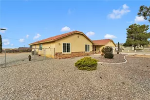 15888 Saint Timothy, Apple Valley, CA 92307 - Photo 39