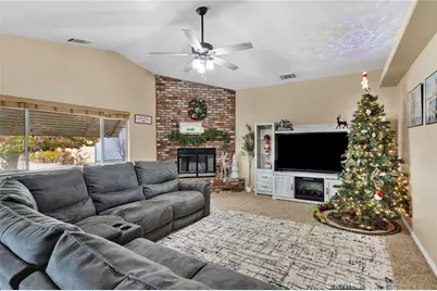 15888 Saint Timothy, Apple Valley, CA 92307 - Photo 7