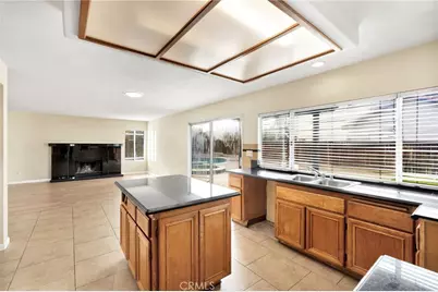 12734 Trotters Lane, Victorville, CA 92392 - Photo 15