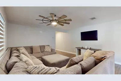 7610 Glider Avenue, Hesperia, CA 92345 - Photo 17