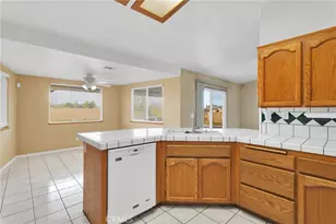 10578 Westway, Hesperia, CA 92345 - Photo 15