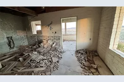 12148 Wilshire, Lucerne Valley, CA 92356 - Photo 15