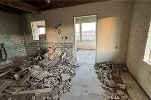 12148 Wilshire, Lucerne Valley, CA 92356 - Photo 15