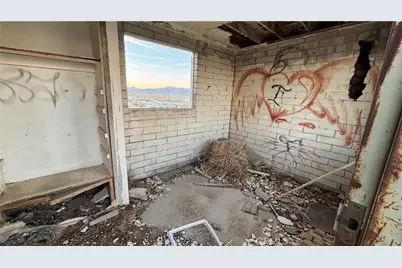 12148 Wilshire, Lucerne Valley, CA 92356 - Photo 13