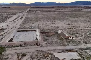 12148 Wilshire, Lucerne Valley, CA 92356 - Photo 17