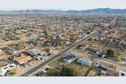 12850 Lakota Rd, Apple Valley, CA 92308 - Photo 45