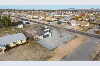 12850 Lakota Rd, Apple Valley, CA 92308 - Photo 37