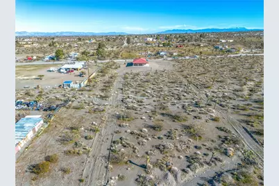 11788 Buckwheat, Pinon Hills, CA 92371 - Photo 51