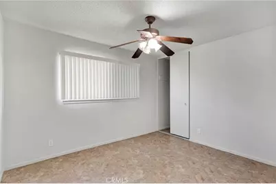 16257 Avalon, Victorville, CA 92395 - Photo 31