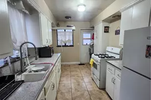 9236 Mango, Fontana, CA 92335 - Photo 51