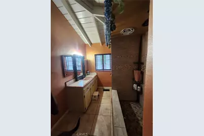 9236 Mango, Fontana, CA 92335 - Photo 39